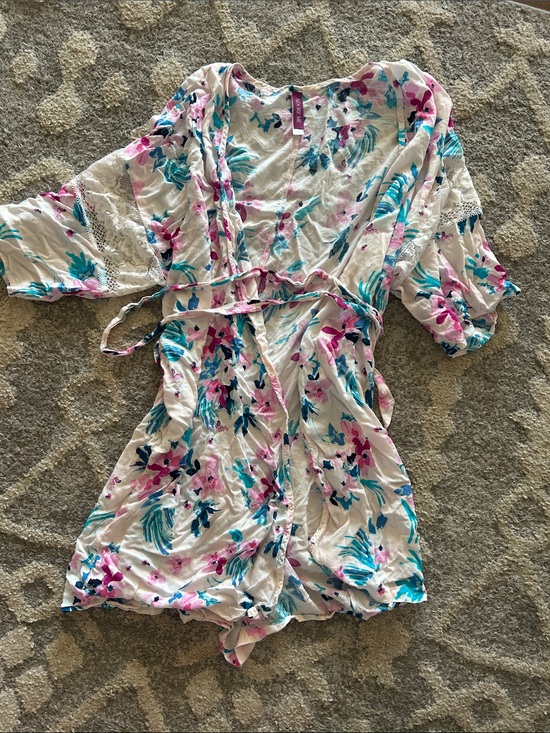 Adore Me Other - Floral Tie-Waist Robe in Pink & Teal